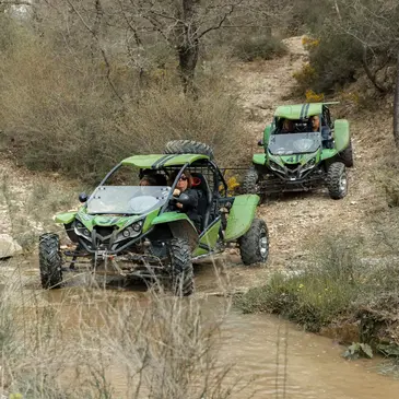 Randonnée en Buggy près d'Aix-en-Provence — quad à Aix-en-Provence