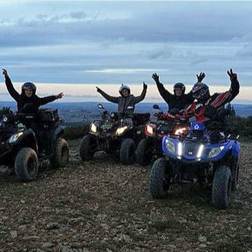 Randonnée en Quad au Coucher de Soleil près de Narbonne — quad à Narbonne